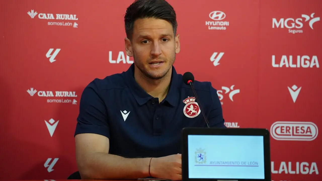 Radoja, durante su rueda de prensa.