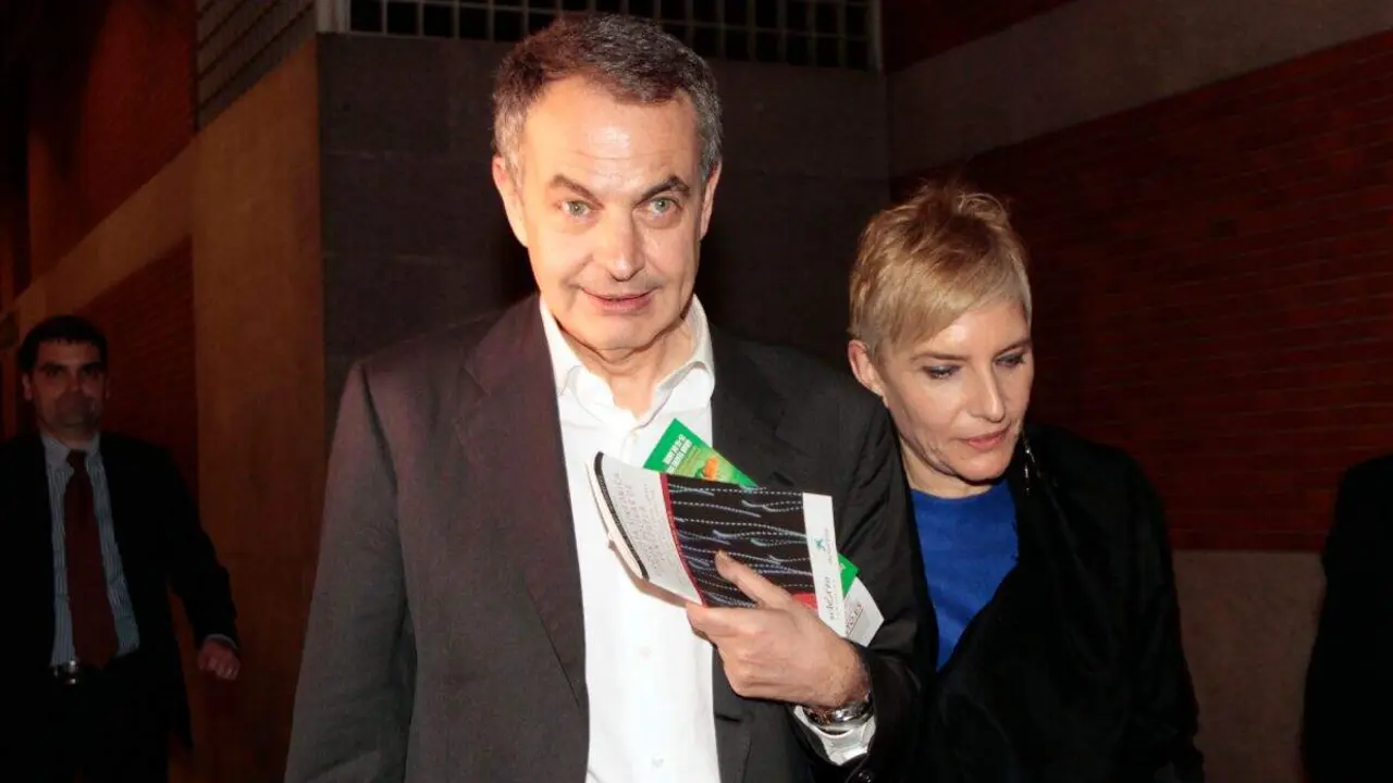 Rodr&iacute;guez Zapatero, junto a Sonsoles Espinosa.