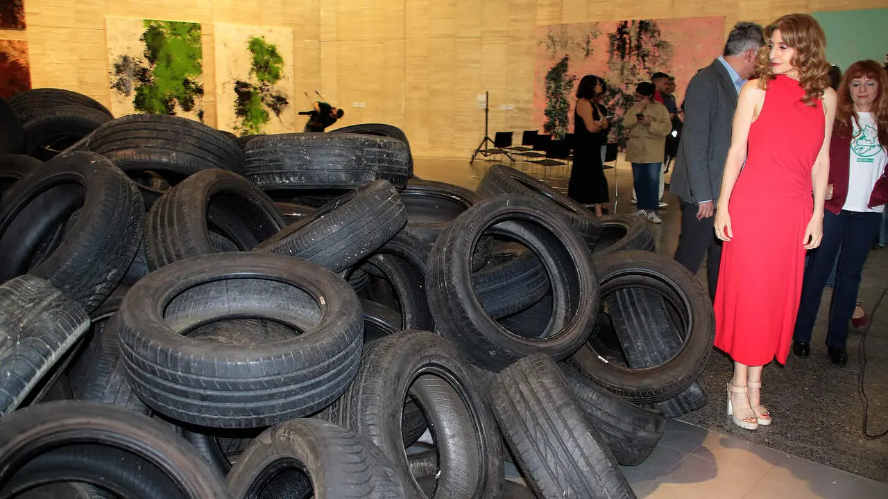 La viceconsejera de Acci&oacute;n Cultural, Mar Sancho, asiste a la presentaci&oacute;n de las nuevas exposiciones del Museo de Arte Contempor&aacute;neo de Castilla y Le&oacute;n