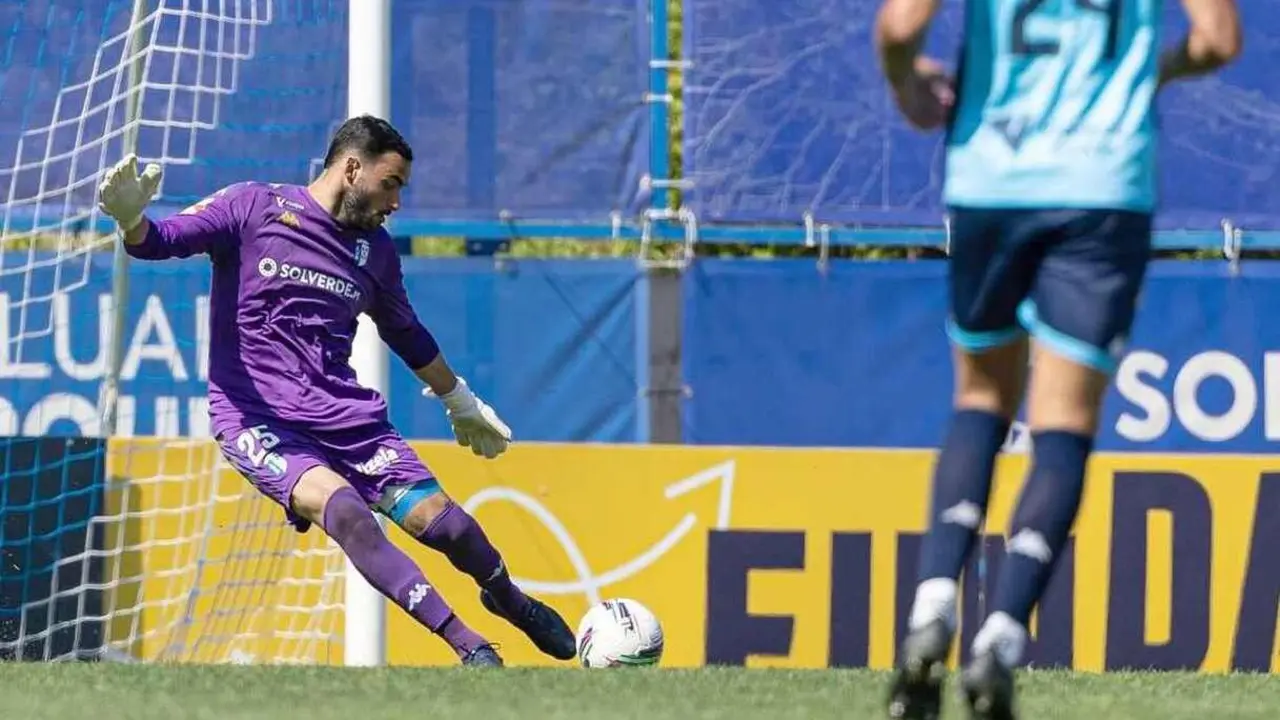 Ruly, durante una de sus presencias como titular en el Vizela de Portugal.