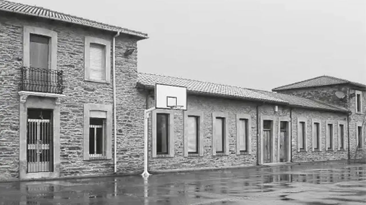 Portada de 'Las escuelas rurales de La Vega (&Oacute;rbigo-Tuerto) y La Valduerna' 1
