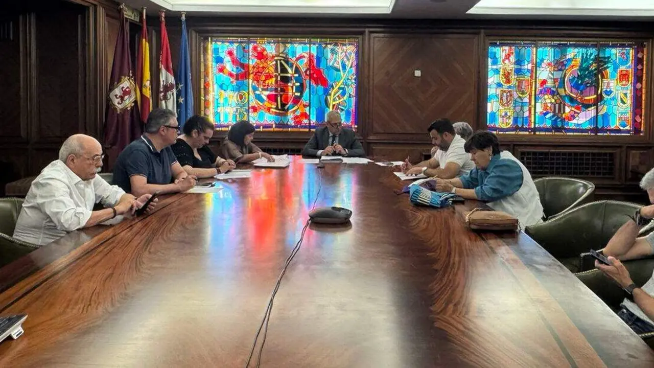 Junta de Gobierno Local del Ayuntamiento de Le&oacute;n celebrada este viernes. Foto: Ayto. Le&oacute;n.