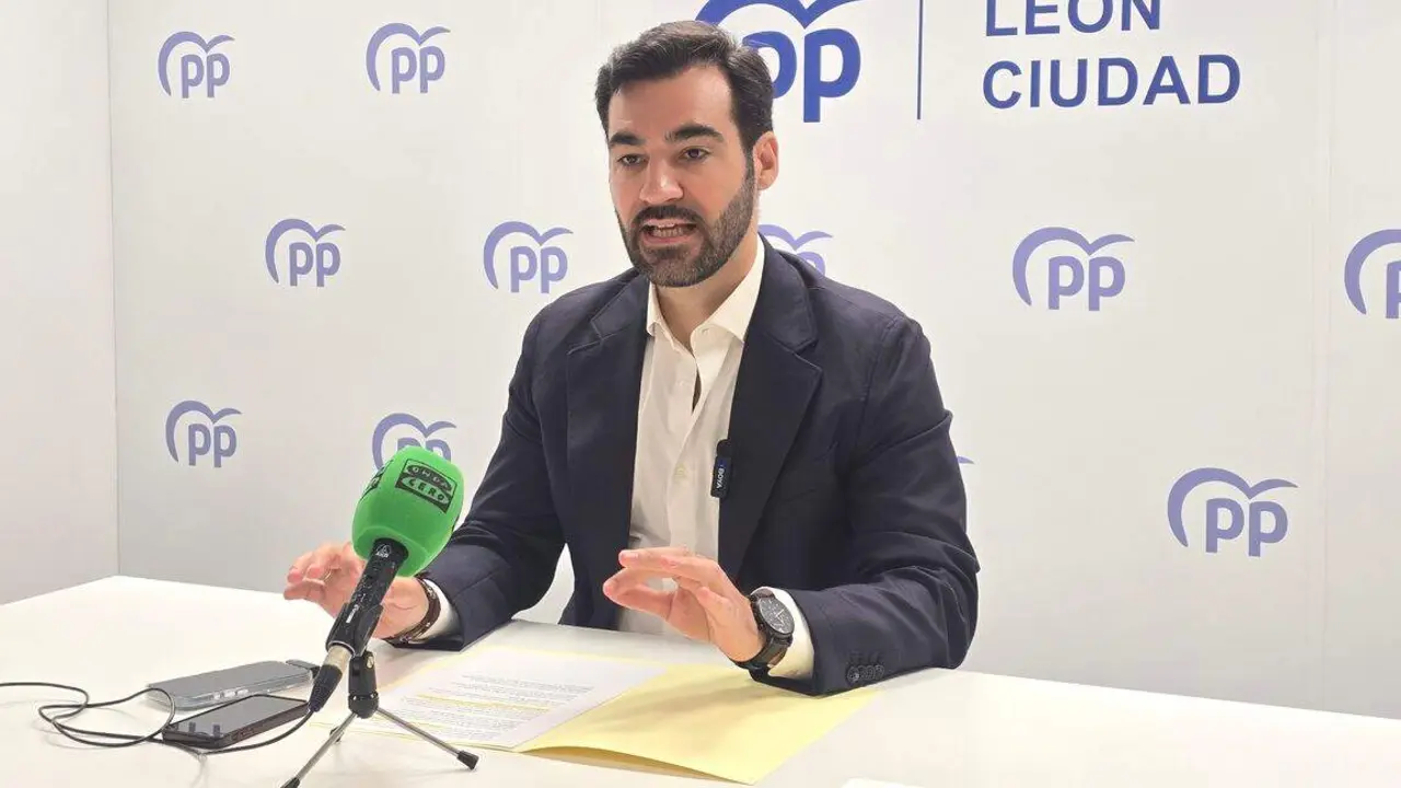 David Fern&aacute;ndez