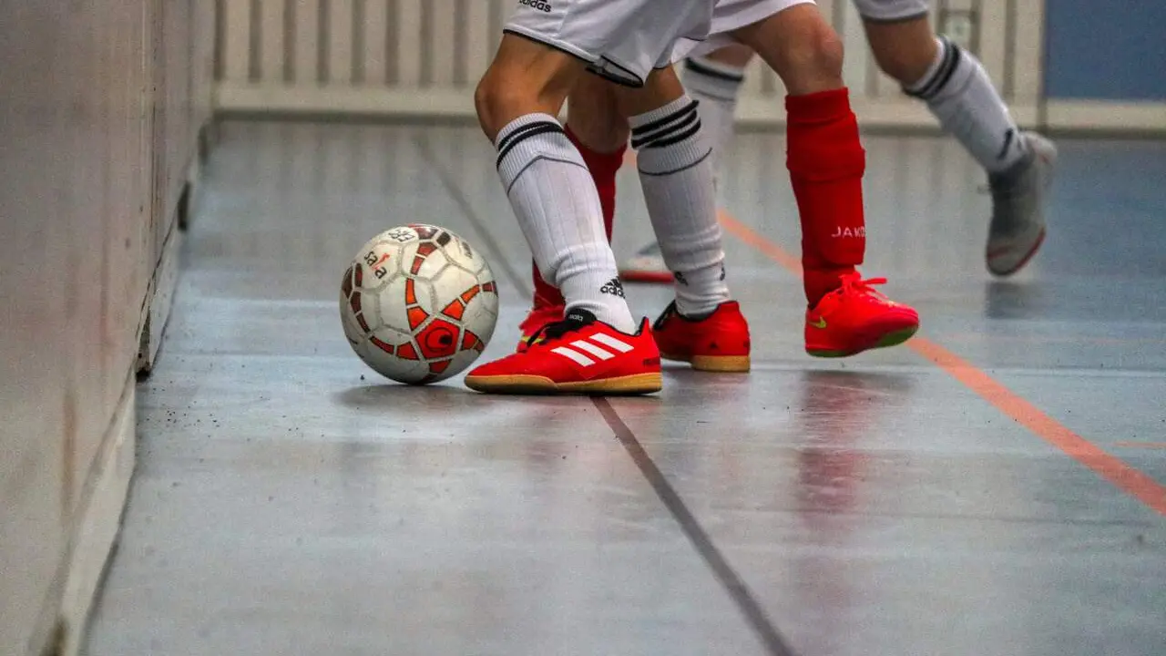 planet_fox-indoor-soccer-4813883