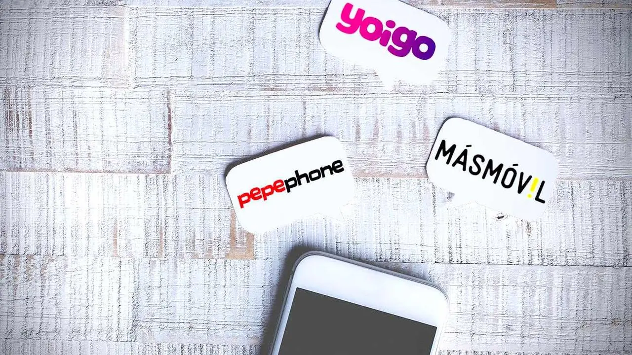 Muchas de las operadoras de telefon&iacute;a se encuentran fuera de servicio este martes.
