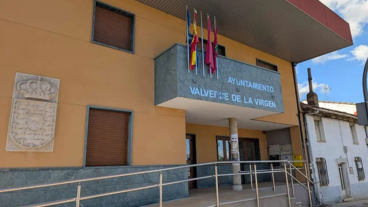 Ayuntamiento de Valverde de la Virgen.