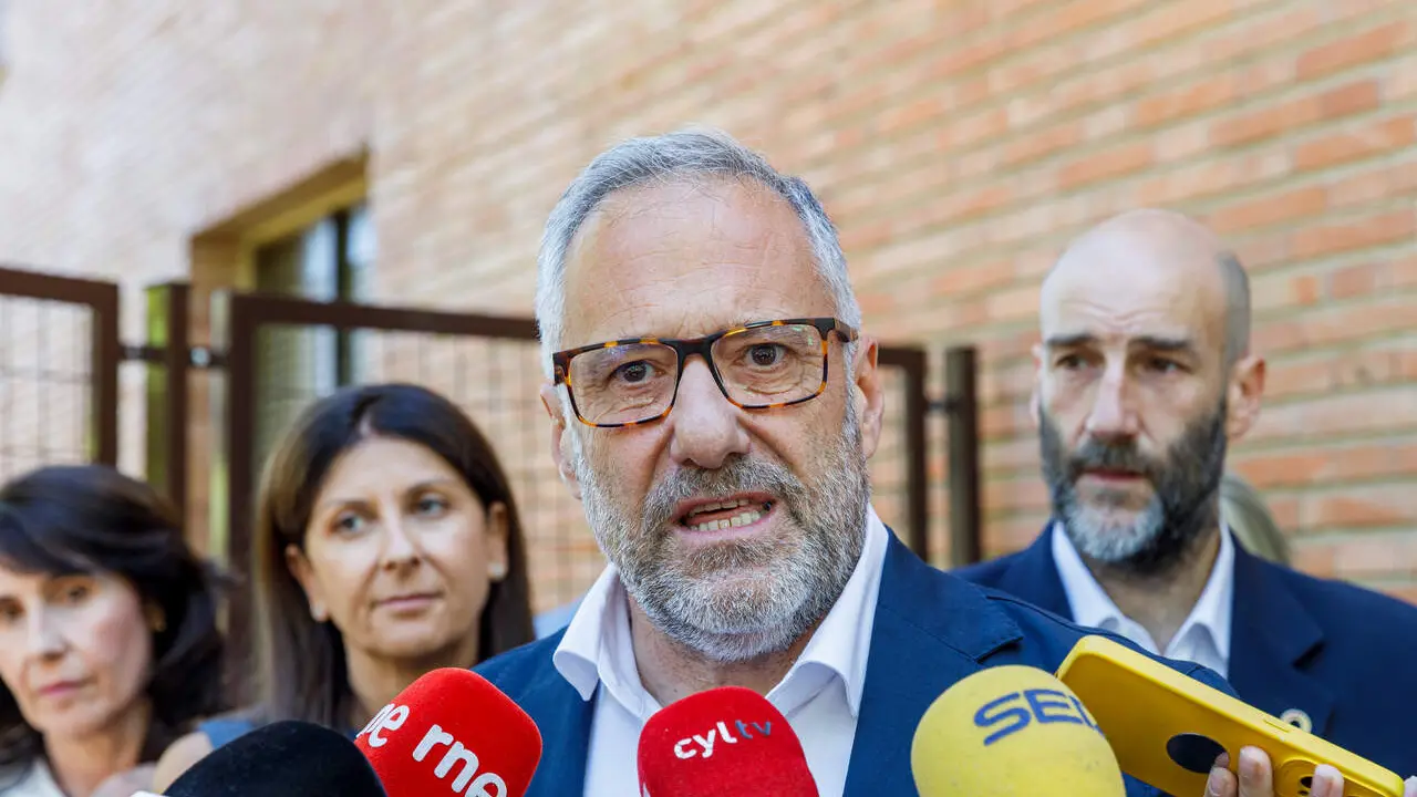 El vicepresidente primero y consejero de Desregulaci&oacute;n, Familia y Ayudas Sociales, Carlos Poll&aacute;n, visita varias actividades dentro del programa Conciliamos 2026
