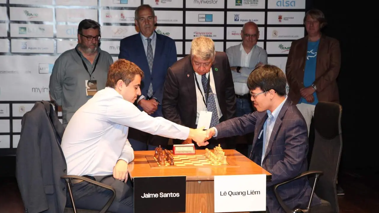 El&nbsp;gran Maestro leon&eacute;s se impuso al vietnamita&nbsp;este domingo para hacerse con su&nbsp;segundo Magistral tras lograrlo en 2023: "Era dif&iacute;cil pero lo he conseguido". Foto: Luque.