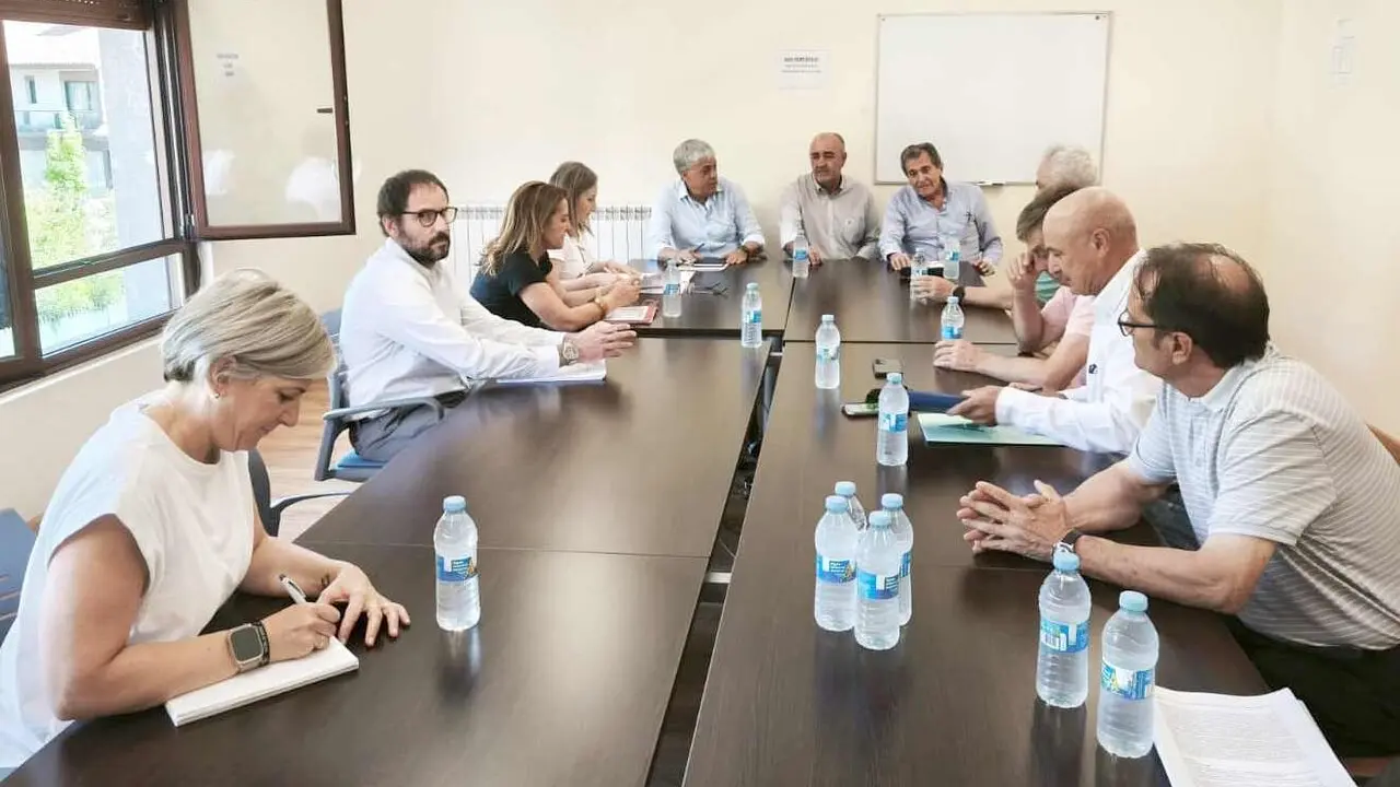 Imagen del consejo agrario durante la reuni&oacute;n de este jueves.