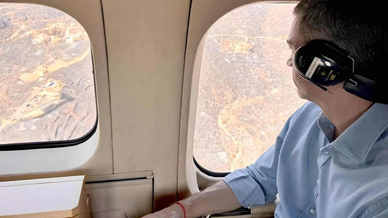 El presidente del Gobierno, Pedro S&aacute;nchez, se desplaz&oacute; este lunes a Los Gallardos (Almer&iacute;a) para conocer sobre el terreno la evoluci&oacute;n del incendio forestal que ha dejado un balance definitivo de 13 personas fallecidas.