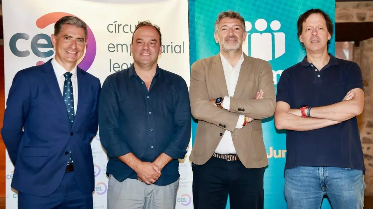 El economista Jos&eacute; Carlos Diez imparte la conferencia &lsquo;Le&oacute;n en la era de la inteligencia artificial&rsquo;, organizada por el C&iacute;rculo Empresarial Leon&eacute;s
