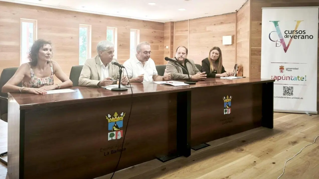 El delegado territorial de la Junta en Le&oacute;n, Eduardo Diego, particip&oacute; este mi&eacute;rcoles en la clausura del Curso de Verano de la Universidad de Le&oacute;n (ULE) 'Di&aacute;logo rural-urbano: tradici&oacute;n y modernidad como motores de desarrollo'.