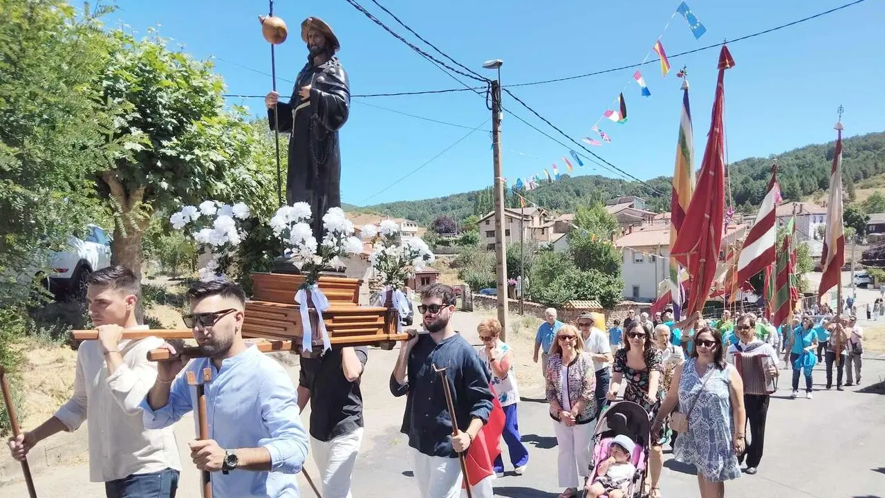 Procesi&oacute;n de Santiago durante las fiestas patronales del pasado a&ntilde;o.