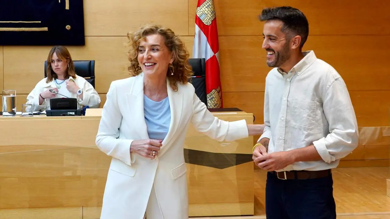 La consejera de Educaci&oacute;n, Mar&iacute;a Pardo, presenta el programa de actuaciones que desarrollar&aacute; su departamento en la XII legislatura. Foto: Miriam Chac&oacute;n.
