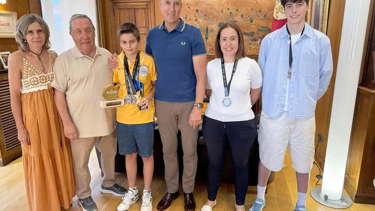 27072026 Recepci&oacute;n medallistas Atl&eacute;tico Le&oacute;n Tenis de Mesa