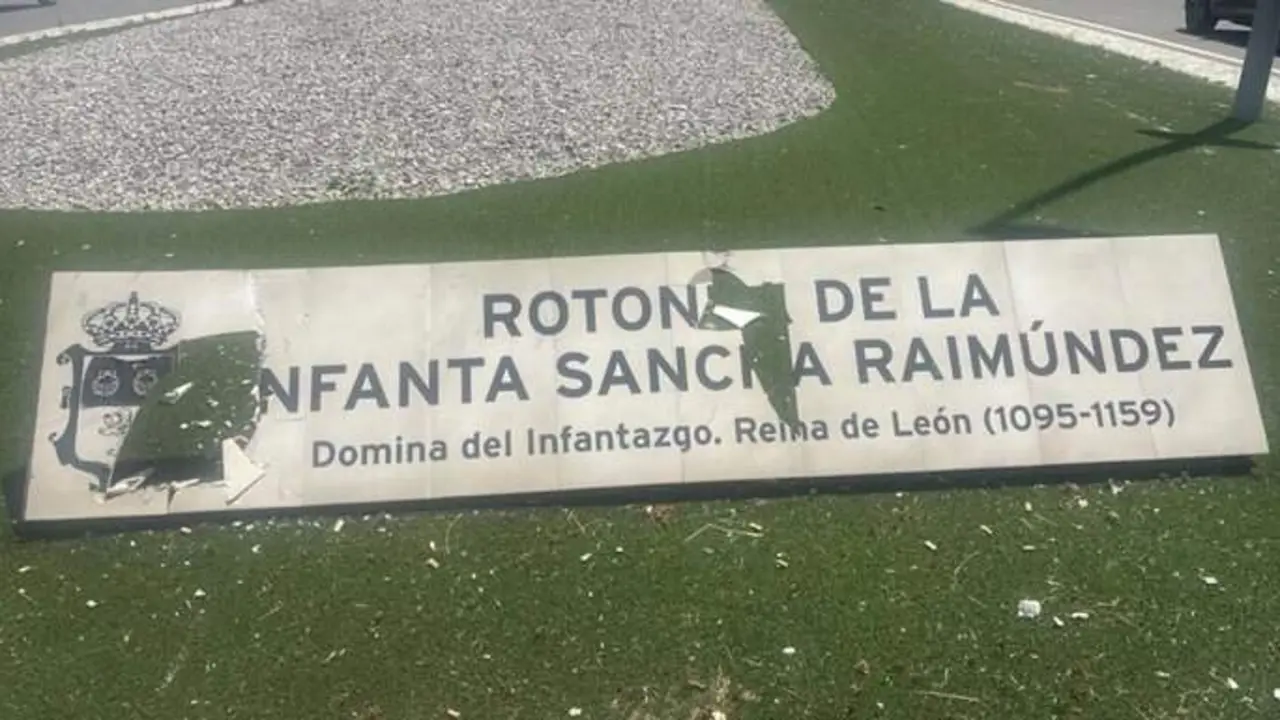 Imagen de los da&ntilde;os ocasionados y denunciados por el consistorio.