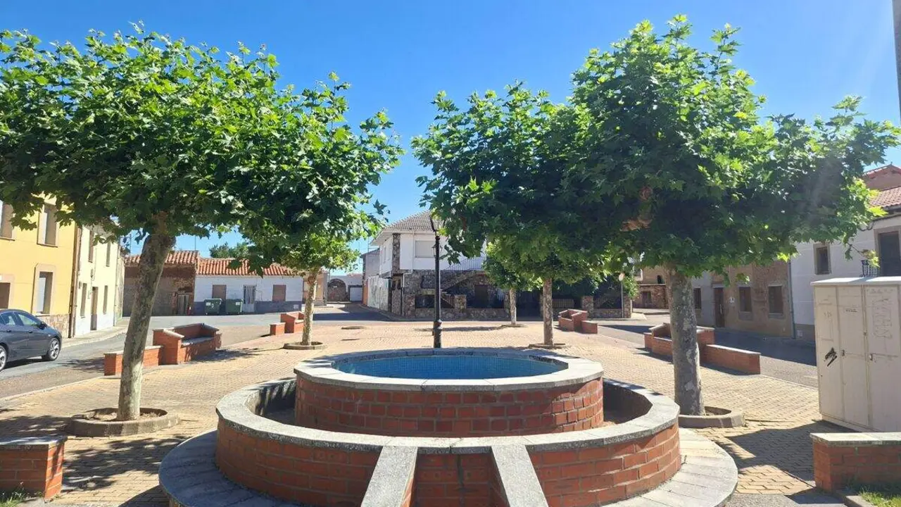 Actual plaza Saludes 1