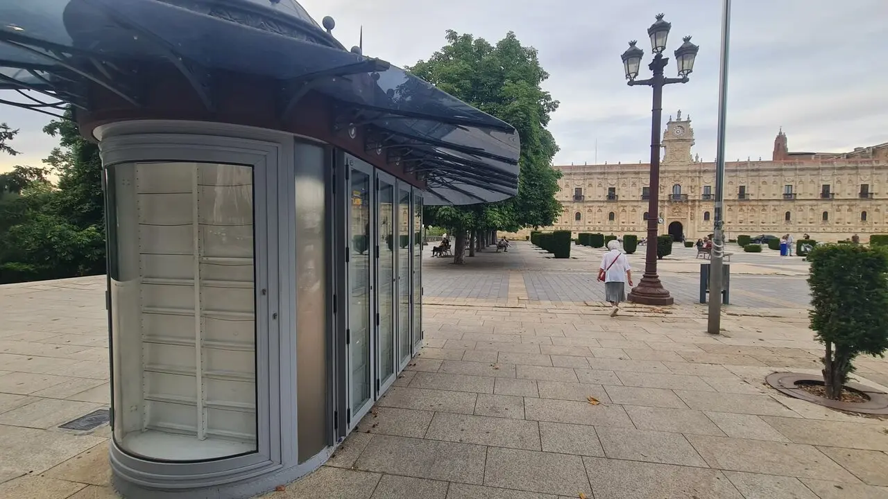 El establecimiento de la plaza de San Marcos, recuperado a finales de marzo por Mar&iacute;a Rodr&iacute;guez, vuelve a quedar cerrado ante la falta de rentabilidad.