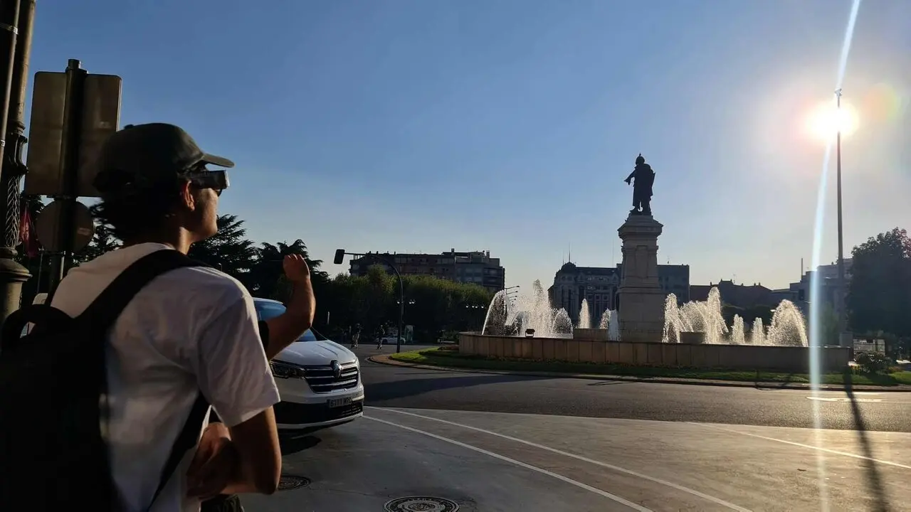 Leoneses, en Guzm&aacute;n, viendo el eclipse de sol este mi&eacute;rcoles.