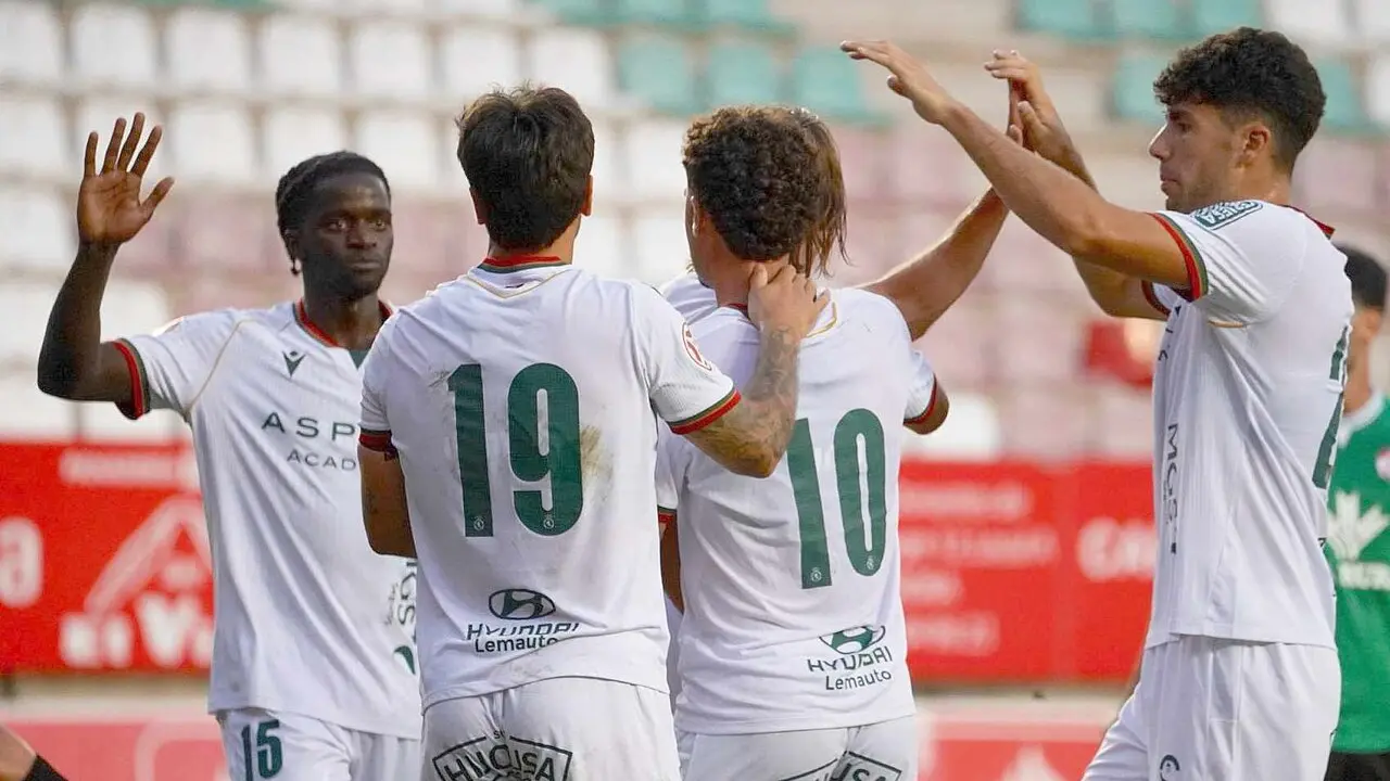 La Cultural sale reforzada de Zamora. El conjunto leon&eacute;s firma un 1-1 ante el Zamora en el Memorial Agust&iacute;n Villar tras adelantarse con un gol de Pedro Benito.