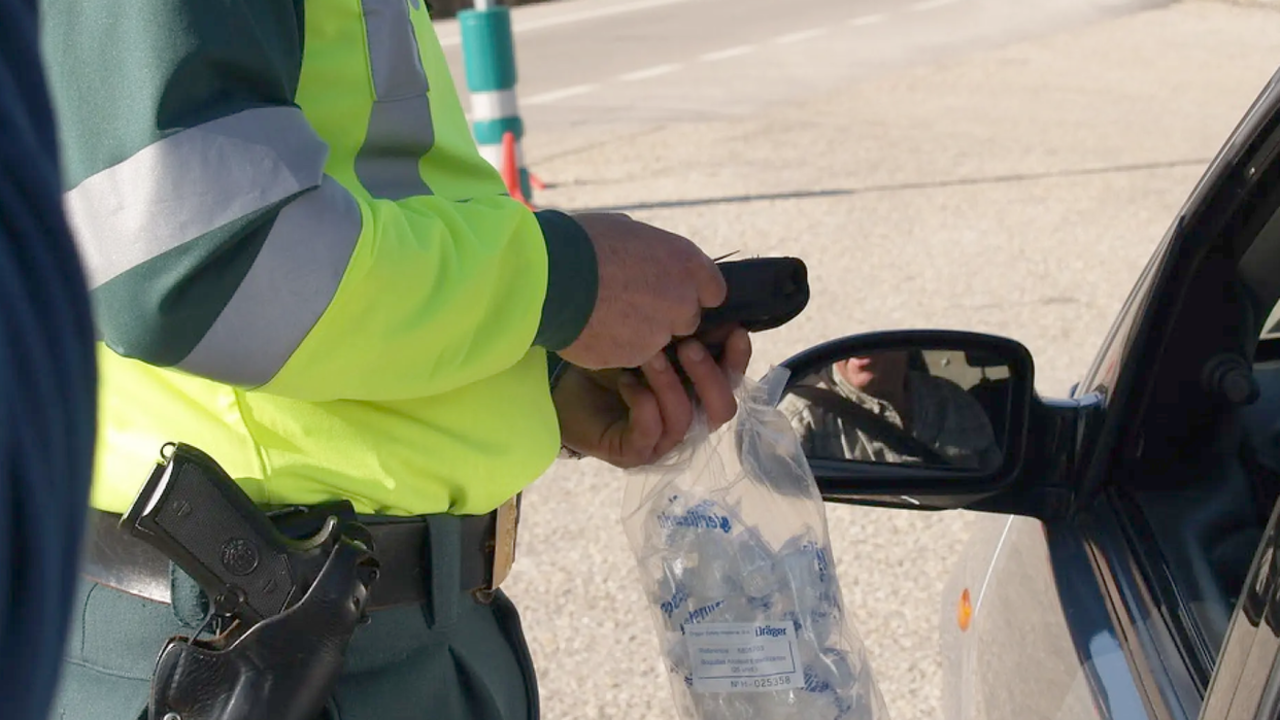 La Guardia Civil ha interceptado en cuatro ocasiones al alcalde se