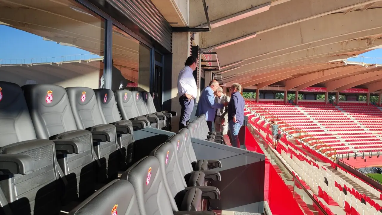 Los nnuevos palcos de la Cultural. La Cultural Leonesa culmina la transformaci&oacute;n del Reino de Le&oacute;n con diez espacios VIP que combinan f&uacute;tbol, empresa y hospitalidad.