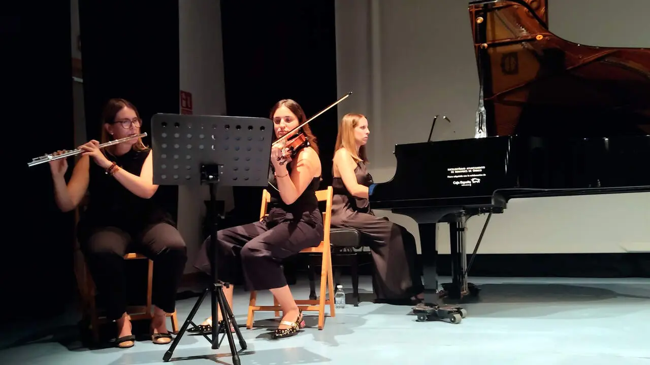 El-Grupo-Scherztrio-en-la-clausura-del-ciclo-cultural-de-Benavides-de-&Ouml;rbigo