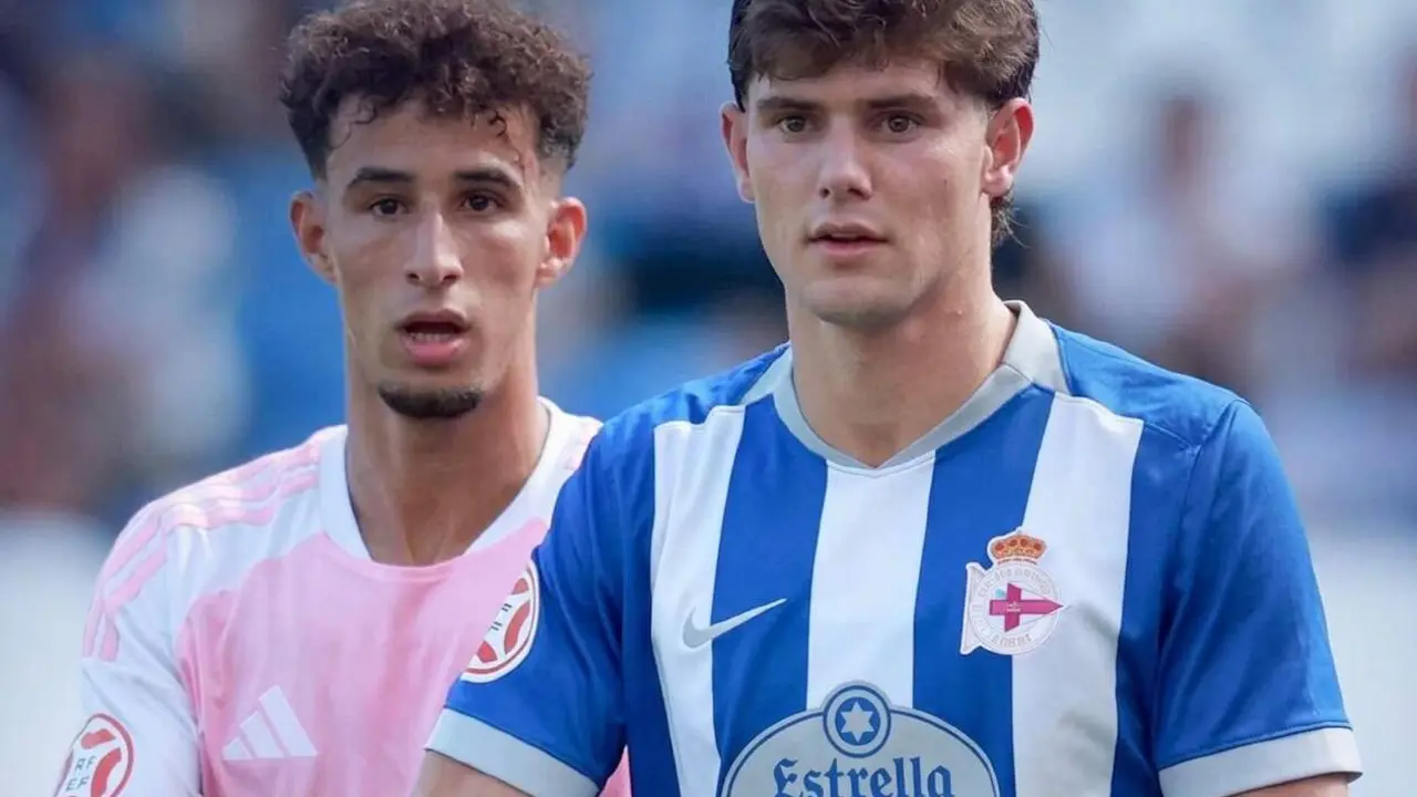 El Fabril remonta a la Ponferradina y firma su primera derrota del curso tras desperdiciar su ventaja.