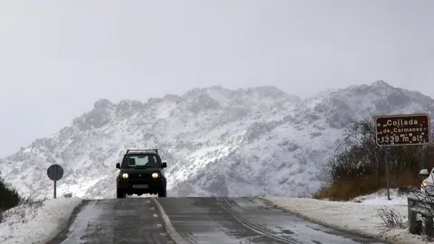 La nieve cubre la montaña de León en el puerto de Pajares y la comarca de los Argüellos. Fotos: Peio García