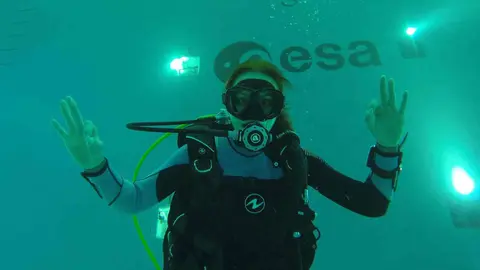 La astronauta leonesa Sara García avanza en su duro proceso de formación el Centro Europeo de Astronautas de Colonia, en Alemania.