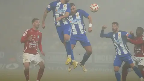 La Ponferradina liquida el Tarazona en dos minutos y cotiza al alza. El equipo berciano se engancha a lo alto de la clasificación y deja ver su buen momento en la Liga.