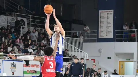 La Cultural de Baloncesto remonta a lo grande y logra una gran victoria ante el Clínica Ponferrada. Fotos CyD Leonesa | B. Ponferrada
