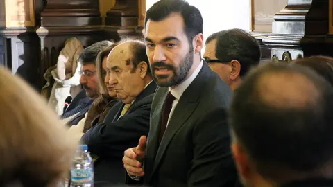 El Ayuntamiento de León celebra un pleno ordinario en el que se vota en contra de la moción de reprobación al alcalde, José Antonio Diez, presentada por el Partido Popular. Fotos: Peio García