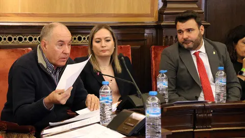 El Ayuntamiento de León celebra un pleno ordinario en el que se vota en contra de la moción de reprobación al alcalde, José Antonio Diez, presentada por el Partido Popular. Fotos: Peio García