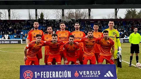 Equipos como el Unionistas nunca dejan de morder, jamás. Es algo que va en su adn y de nuevo este domingo el cuadro charro lo evidenció ante una Ponferradina con mucho oficio, que supo hacer su partido y que por momentos mereció hacerse con los tres puntos en juego.