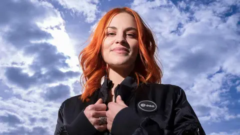 Los astronautas leoneses Sara García Alonso y Pablo Álvarez Fernández han sido reconocidos con el Premio Castilla y León de Ciencias Sociales y Humanidades en su edición correspondiente a 2024. En las fotografías, un recorrido por sus vivencias en los últimos meses. Fotos: Ical / Agencias