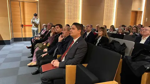 La Junta Mayor de Cofradías de León ha entregado el nombramiento de Pregonera 2025 de la Semana Santa a Marta Franco. El acto, celebrado en el Museo de la Semana Santa, ha estado presidido por el obispo de la Diócesis, Luis Ángel de las Heras, el alcalde de León, José Antonio Diez, y la presidenta de la Junta Mayor de Cofradías y Hermandades, Diana Belén García. Fotos: Ayto León