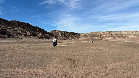 Nueve astronautas española, entre ellas las leonesas Jennifer García Carrizo y Laura González Llamazares, estudian en el proyecto Hypatia los efectos de una misión en Marte en las mujeres. Desde este martes viven aisladas en la estación Mars Research Desert Station del desierto de Utah.