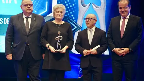 El presidente de la Junta de Castilla y León, Alfonso Fernández Mañueco, participa en la gala de entrega de los II Premios Diagnóstico 2025 de CyLTV. Fotos: Campillo