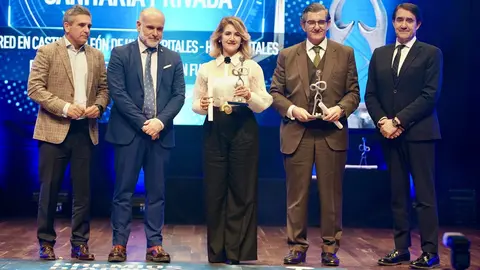El presidente de la Junta de Castilla y León, Alfonso Fernández Mañueco, participa en la gala de entrega de los II Premios Diagnóstico 2025 de CyLTV. Fotos: Campillo