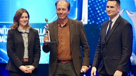 El presidente de la Junta de Castilla y León, Alfonso Fernández Mañueco, participa en la gala de entrega de los II Premios Diagnóstico 2025 de CyLTV. Fotos: Campillo