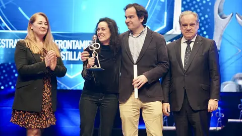 El presidente de la Junta de Castilla y León, Alfonso Fernández Mañueco, participa en la gala de entrega de los II Premios Diagnóstico 2025 de CyLTV. Fotos: Campillo