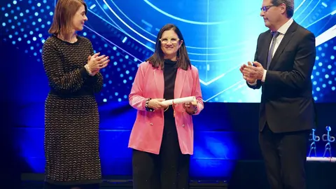 El presidente de la Junta de Castilla y León, Alfonso Fernández Mañueco, participa en la gala de entrega de los II Premios Diagnóstico 2025 de CyLTV. Fotos: Campillo