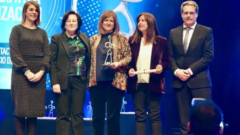 El presidente de la Junta de Castilla y León, Alfonso Fernández Mañueco, participa en la gala de entrega de los II Premios Diagnóstico 2025 de CyLTV. Fotos: Campillo