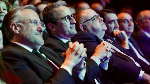El presidente de la Junta de Castilla y León, Alfonso Fernández Mañueco, participa en la gala de entrega de los II Premios Diagnóstico 2025 de CyLTV. Fotos: Campillo