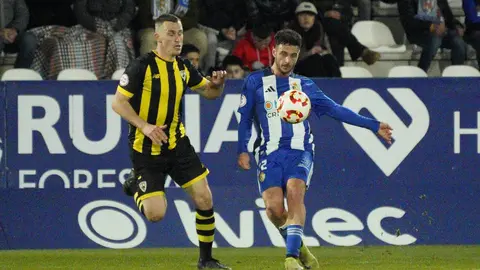 Partido de altura en El Toralín, con la Ponferradina intentando sumar ante un rival muy solvente sobre el terreno de juego.