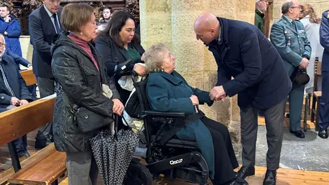 El alcalde de León, José Antonio Diez, preside el acto de descubrimiento de la placa de la Rinconada de Enrique García Centeno. Fotos: Ayto de León.