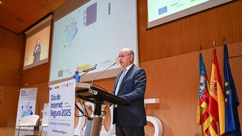 Unos 27.000 alumnos participan en el taller del Día de Internet Segura 2025 organizado por Incibe