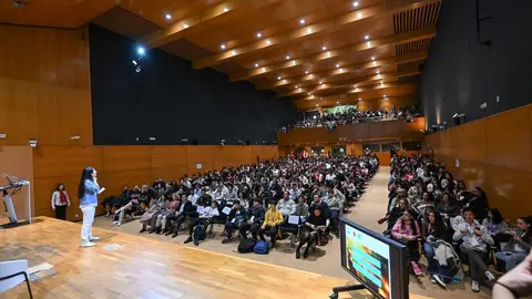 Unos 27.000 alumnos participan en el taller del Día de Internet Segura 2025 organizado por Incibe