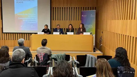 La rectora de la Universidad de León, Nuria González, ha participado este jueves en la presentación de la designación del Centro de Supercomputación de Castilla y León -Scayle- como nodo de CLARIAH-ES en Castilla y León.